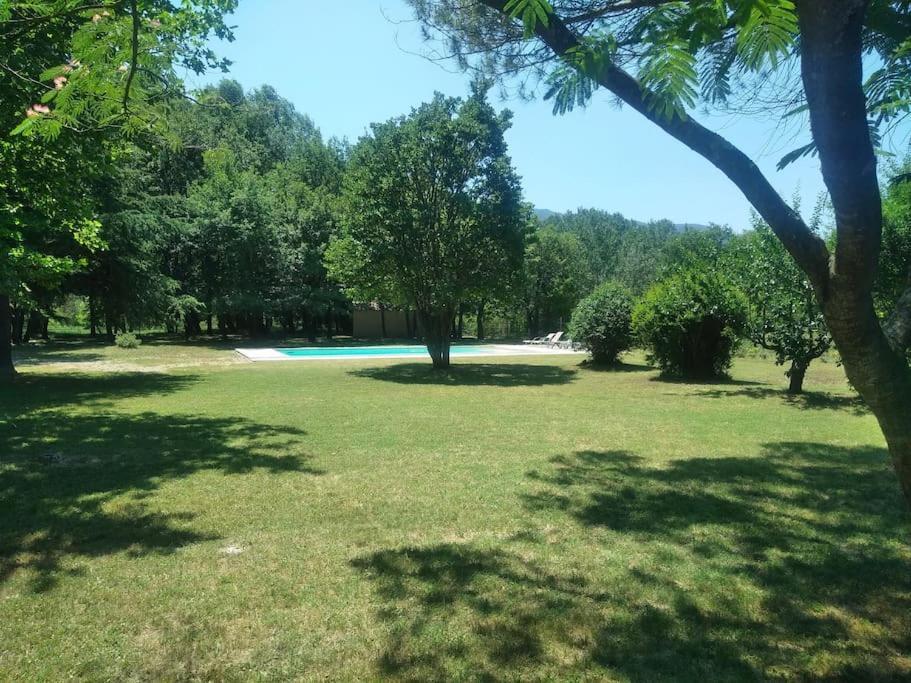 فيلا Maison Piscine Au Pied Du Luberon Saint-Martin-de-Castillon المظهر الخارجي الصورة